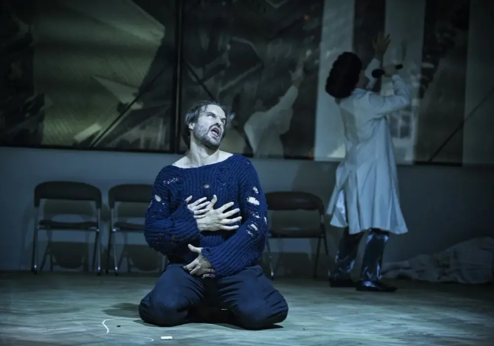 Dybuk w teatrze - Zrozum dramat, nie tylko grozę