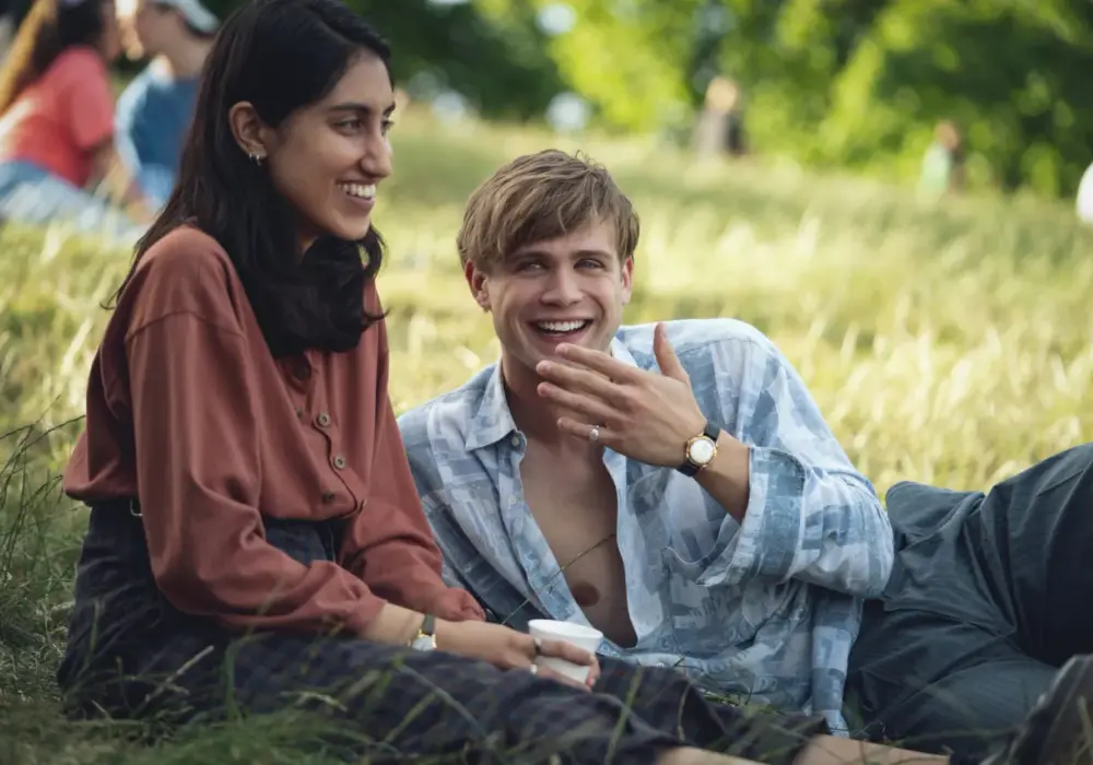 Jeden dzień obsada - Kto gra Emmę i Dextera? Film vs serial