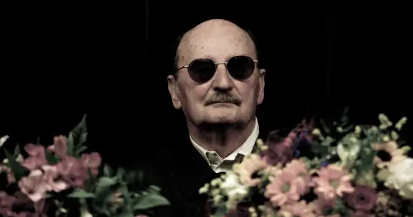 Sławomir Mrożek - Jak czytać jego teatr? Przewodnik po sztukach